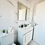 High Standard Flat Lisbon, Memorable *