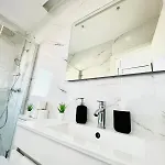 High Standard Flat Lisbon, Memorable Lisboa